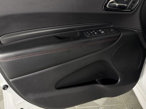 Certified 2025 Dodge Durango GT image 25