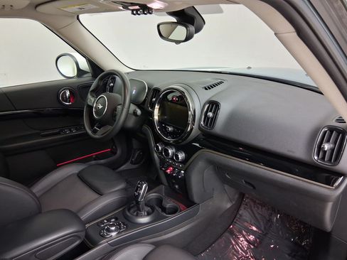 Certified 2024 MINI Cooper Countryman S w/ Premium Package FWD image 33