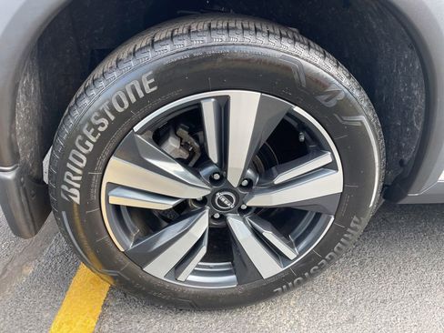 Certified 2023 Nissan Rogue SL w/ SL Premium Package image 31