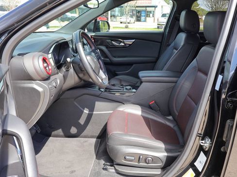 Used 2025 Chevrolet Blazer RS FWD image 7
