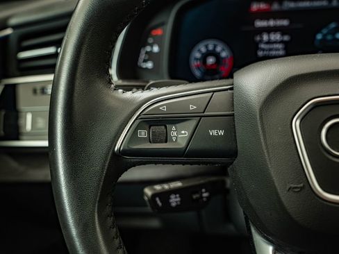 Used 2019 Audi Q8 Prestige AWD/4WD image 19