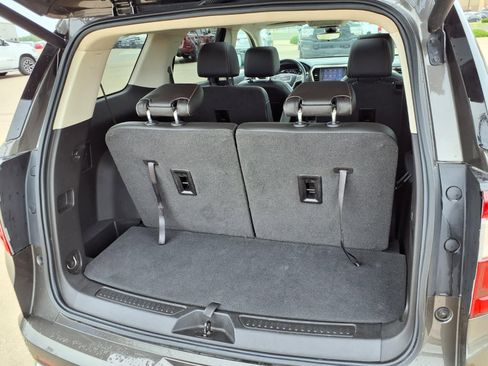 Used 2020 GMC Acadia Denali w/ LPO, Floor Liner Package AWD/4WD image 36
