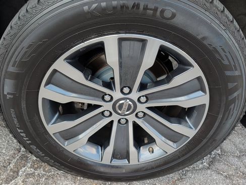 Used 2018 Nissan Armada SL w/ Premium Package AWD/4WD image 9