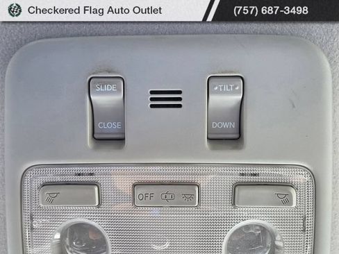 Used 2015 Toyota Prius C Four FWD image 11