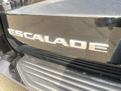 Used 2025 Cadillac Escalade Sport image 37