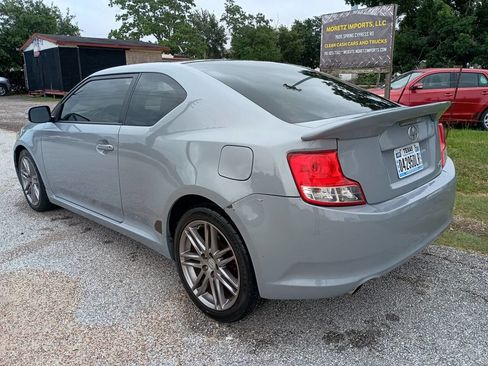 Used 2012 Scion tC FWD image 2