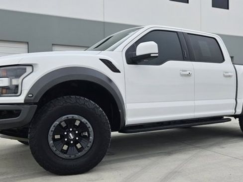 Used 2018 Ford F150 Raptor w/ Equipment Group 802A Luxury image 1