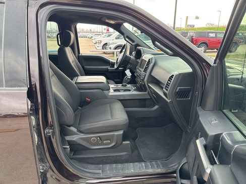 Used 2018 Ford F150 XLT w/ Equipment Group 302A Luxury image 13