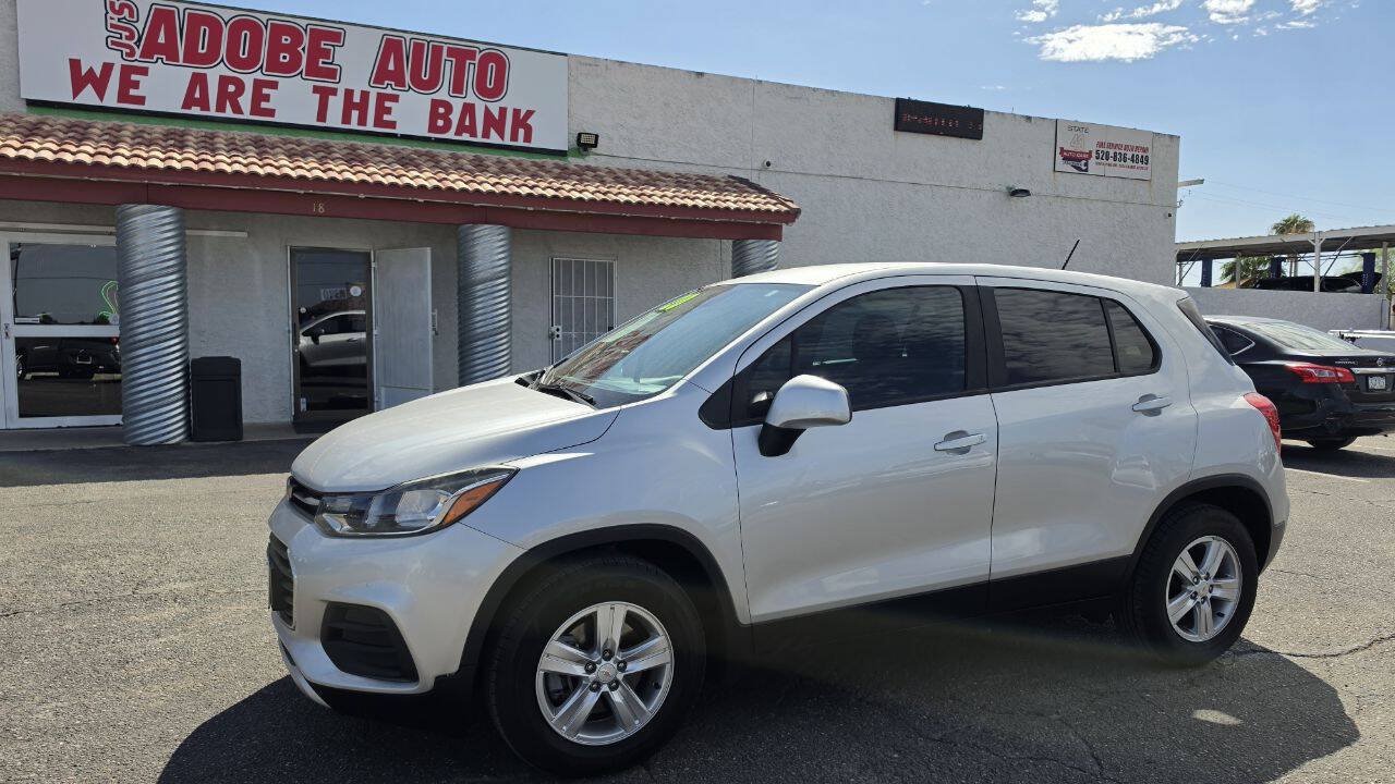 Used 2020 Chevrolet Trax LS w/ Tint and Cruise Package FWD image 1