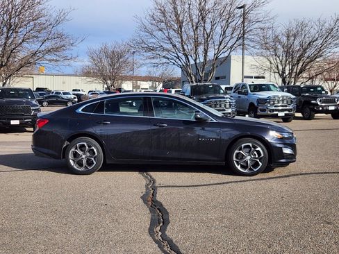 Used 2023 Chevrolet Malibu LT image 2