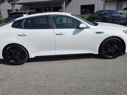 Used 2019 Kia Optima S FWD image 5