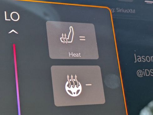 Used 2024 Jeep Compass Limited image 22