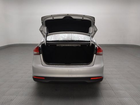 Used 2018 Kia Forte LX w/ LX Rear Camera Package image 29