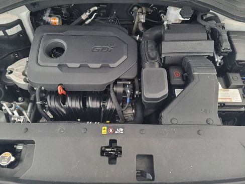 Used 2019 Hyundai Santa Fe SEL FWD image 30