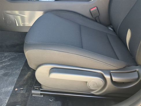 New 2026 Hyundai Kona SE image 19