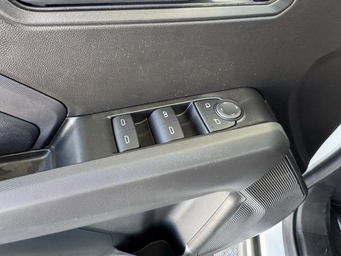 New 2026 Chevrolet Colorado Trail Boss w/ Midnight Edition AWD/4WD image 11