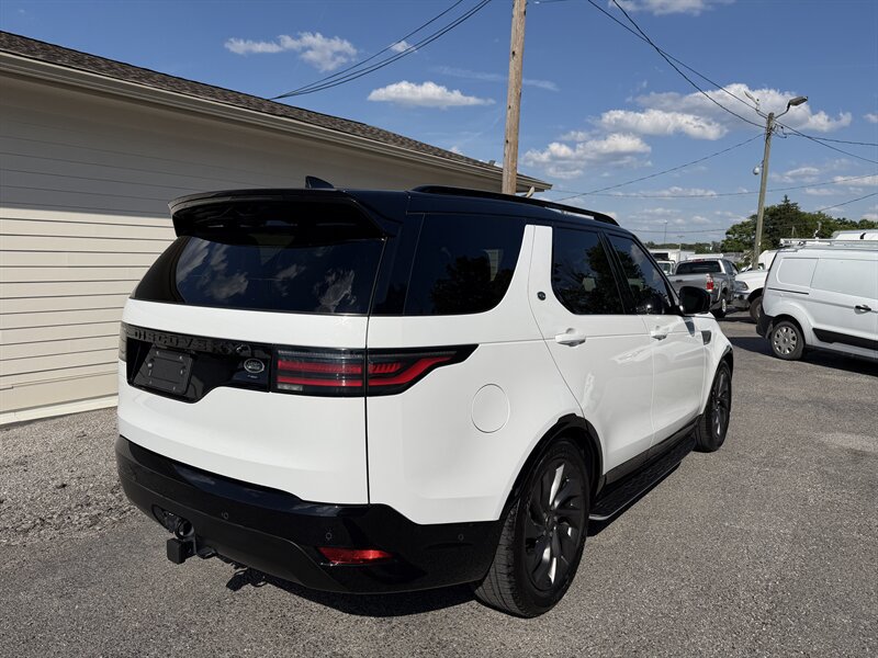 Used 2023 Land Rover Discovery S R-Dynamic AWD/4WD image 10