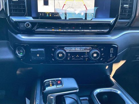 Used 2023 Chevrolet Silverado 1500 High Country w/ High Country Premium Package image 29