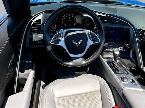 Used 2014 Chevrolet Corvette Stingray Convertible w/ 2LT Preferred Equipment Group RWD image 7