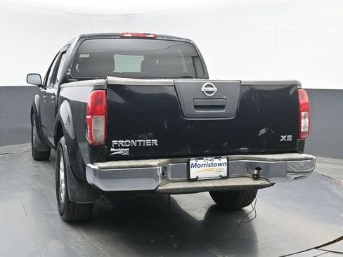 Used 2015 Nissan Frontier SV AWD/4WD image 12