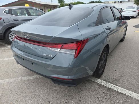 Used 2022 Hyundai Elantra Blue FWD image 5