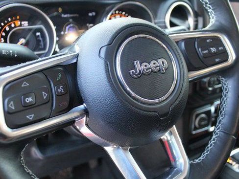 Certified 2021 Jeep Wrangler Unlimited Sahara w/ Cold Weather Group image 10