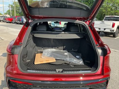 Used 2025 Audi SQ5 Prestige AWD/4WD image 20