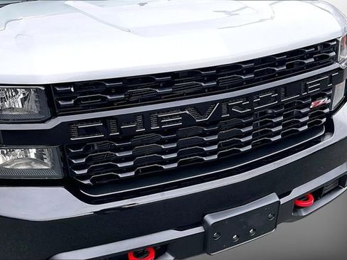 Used 2021 Chevrolet Silverado 1500 Custom Trail Boss w/ LPO, Dark Essentials Package AWD/4WD image 27