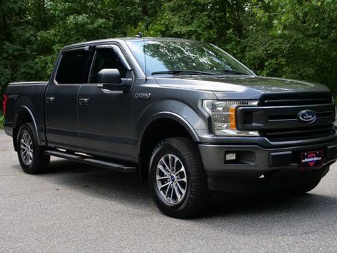 Used 2019 Ford F150 XLT w/ Equipment Group 302A Luxury AWD/4WD image 4