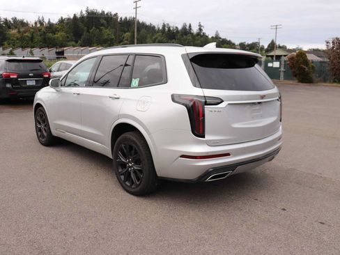 Used 2020 Cadillac XT6 Sport AWD/4WD image 7