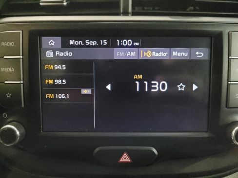 Used 2023 Kia Soul LX w/ LX Technology Package image 25