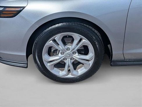 Used 2025 Honda Accord LX image 22