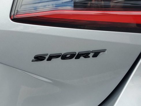 Used 2025 Honda Civic Sport image 8