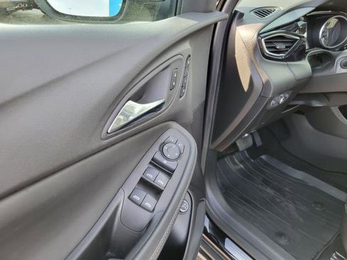Used 2023 Buick Encore GX Essence w/ Experience Buick Package AWD/4WD image 7