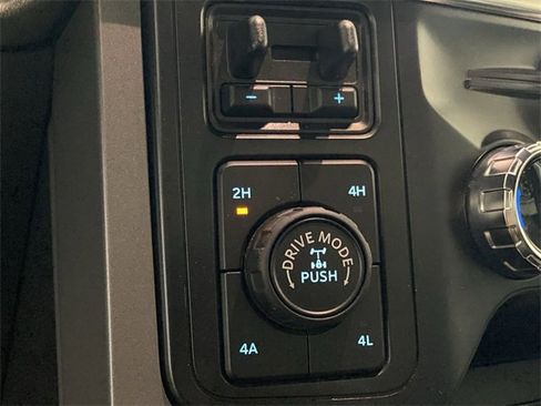 Used 2024 Ford F150 Lariat w/ FX4 Off-Road Package image 42