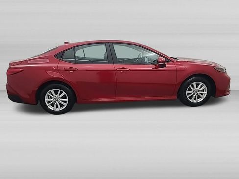 Used 2026 Toyota Camry LE FWD image 3