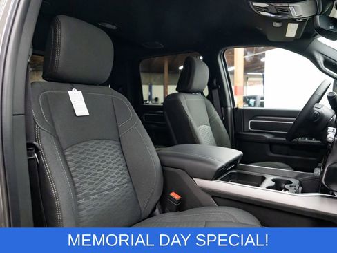New 2026 RAM 3500 Big Horn AWD/4WD image 28