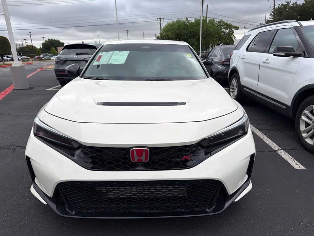 Used 2025 Honda Civic Type R image 2