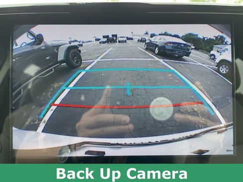 Used 2023 Toyota Sienna XLE image 32