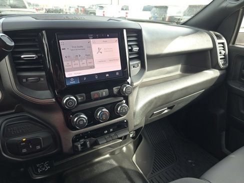 Used 2025 RAM 2500 Tradesman w/ Chrome Appearance Group image 22