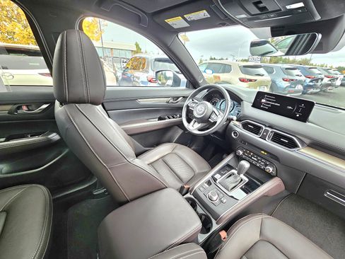Certified 2025 MAZDA CX-5 Signature image 9