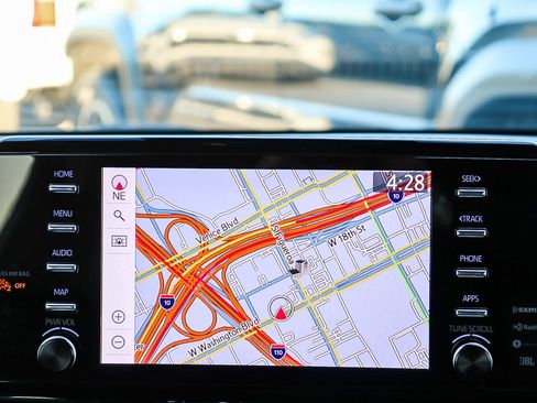 Used 2022 Toyota Sienna Platinum image 19