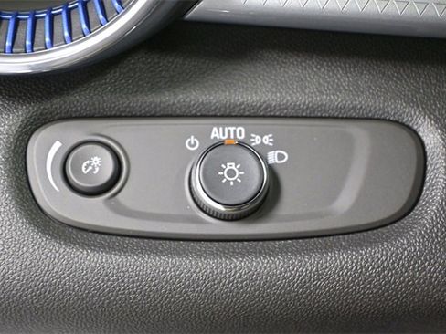 New 2026 Chevrolet Trax LT w/ Driver Confidence Package image 15