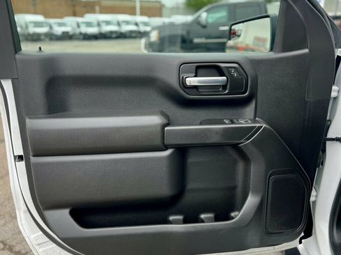 Used 2025 Chevrolet Silverado 1500 W/T RWD image 10