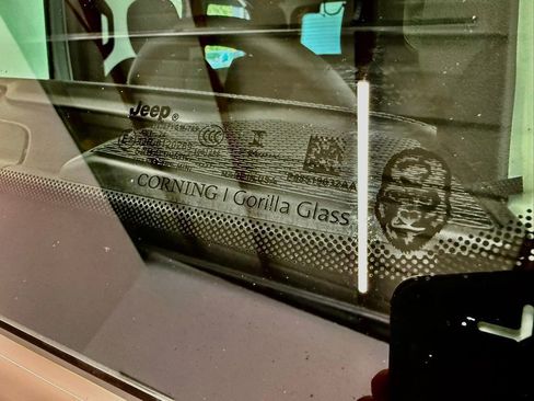 Used 2024 Jeep Wrangler Sahara w/ Safety Group image 39