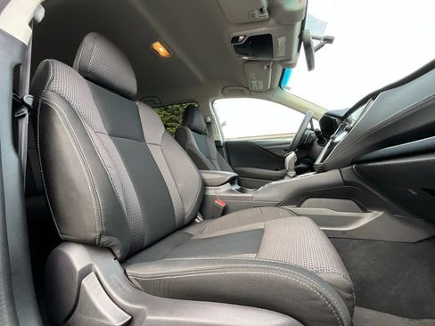 Used 2022 Subaru Outback Premium image 12