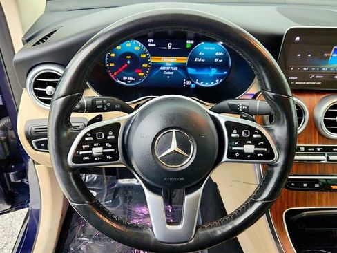 Used 2022 Mercedes-Benz GLC 300 4MATIC w/ Premium Package Lite image 13