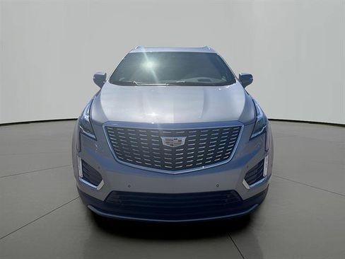 Certified 2025 Cadillac XT5 Premium Luxury w/ Technology Package AWD/4WD image 8