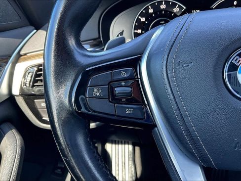 Used 2018 BMW 530e image 24
