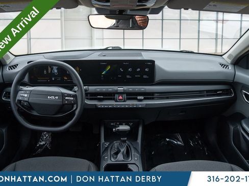 Used 2025 Kia K4 FWD image 4